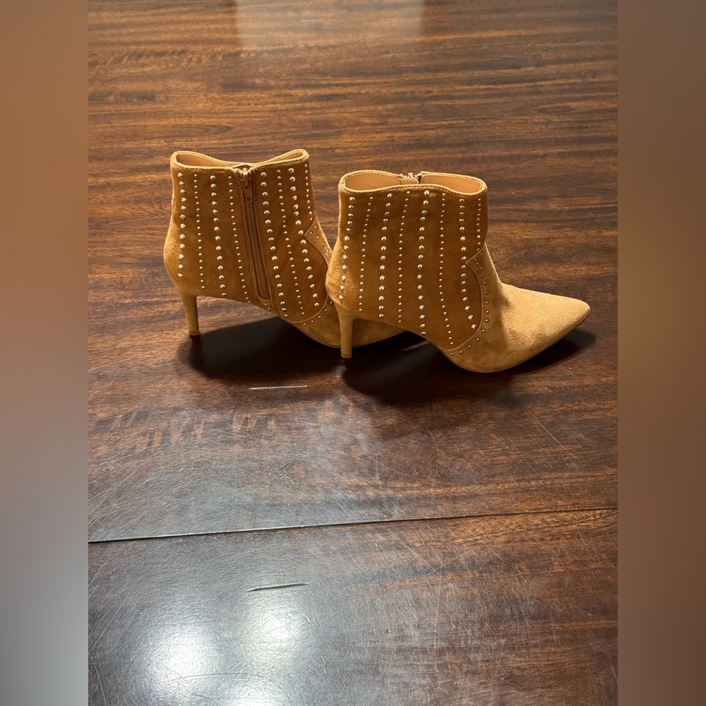 Kensie Tan Studded Heeled Leather Boots - Picture 10 of 11
